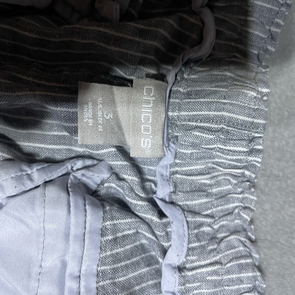 Chicos Shorts Womens 16 Chicos 3 Linen Gray White Striped Drawstring Lagenlook - Picture 5 of 7